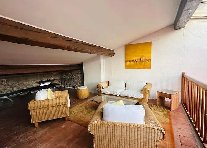 La Majestueuse Cite *